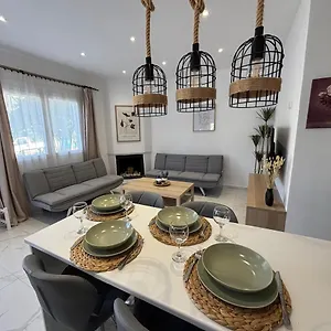 Apartament Sofia, Nea Skioni